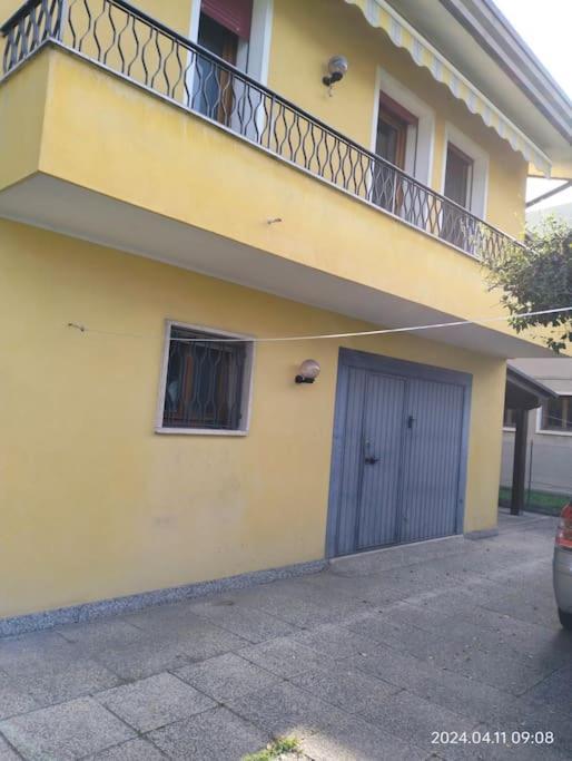 Appartamento Casa Gialla Quartiere Tranquillo A Vicino Al Centro E Servizi *